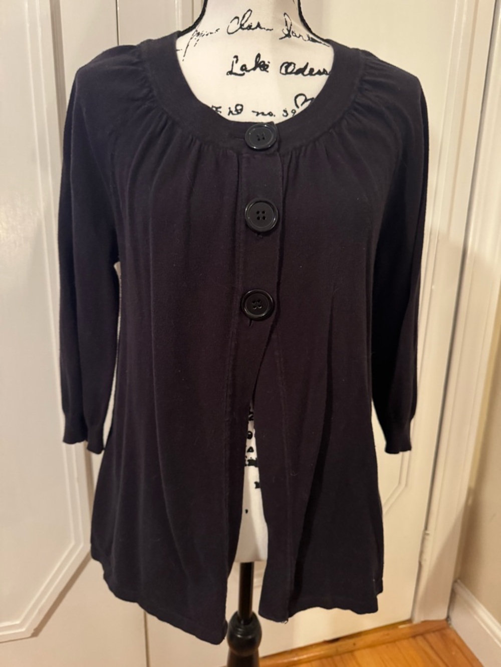 Black Women's Button-Front Knit Cardigan - Brand Unspecified